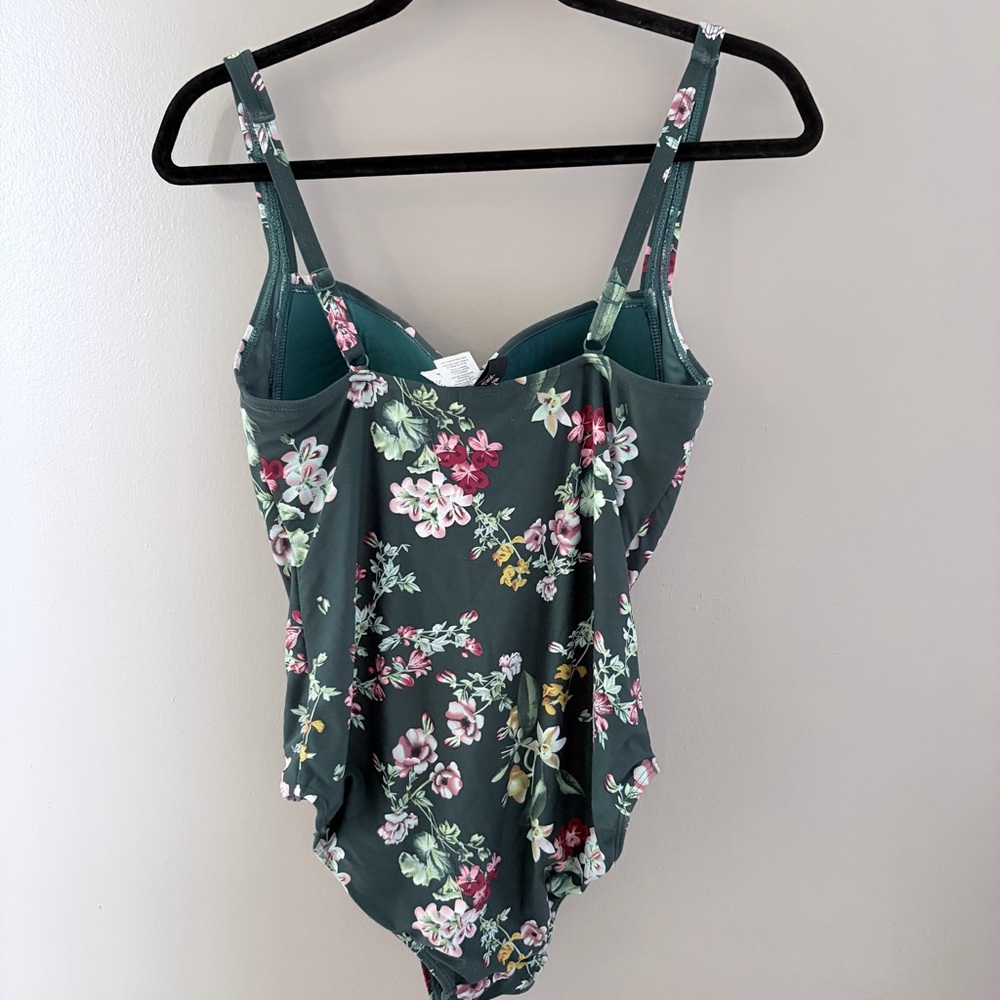 Niptuck Swim Floral One Piece Tummy Control Swimsuit Green Pink Size 8 - Picture 5 of 9